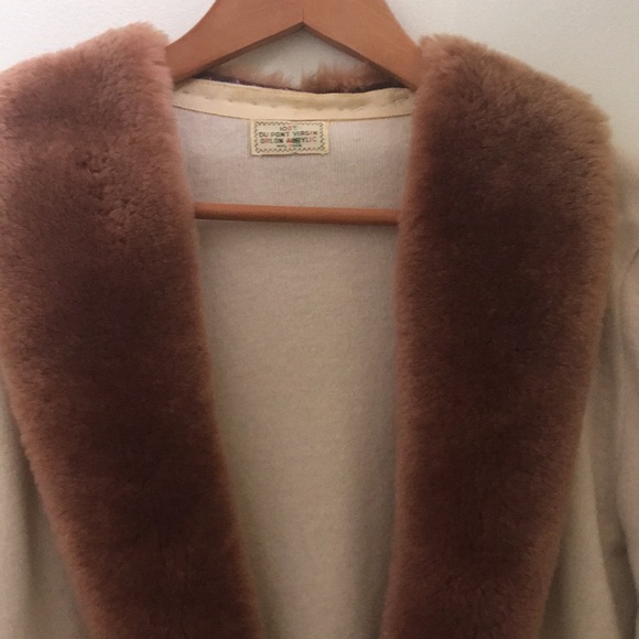 Vintage Cardigan with Plush Collar - Picture 3 of 8
